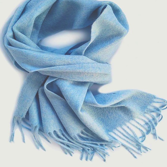 NWT Light Ice Blue Cashmere Scarf Foulard Pashmina fringe wrap w zipper dust bag - Picture 10 of 15
